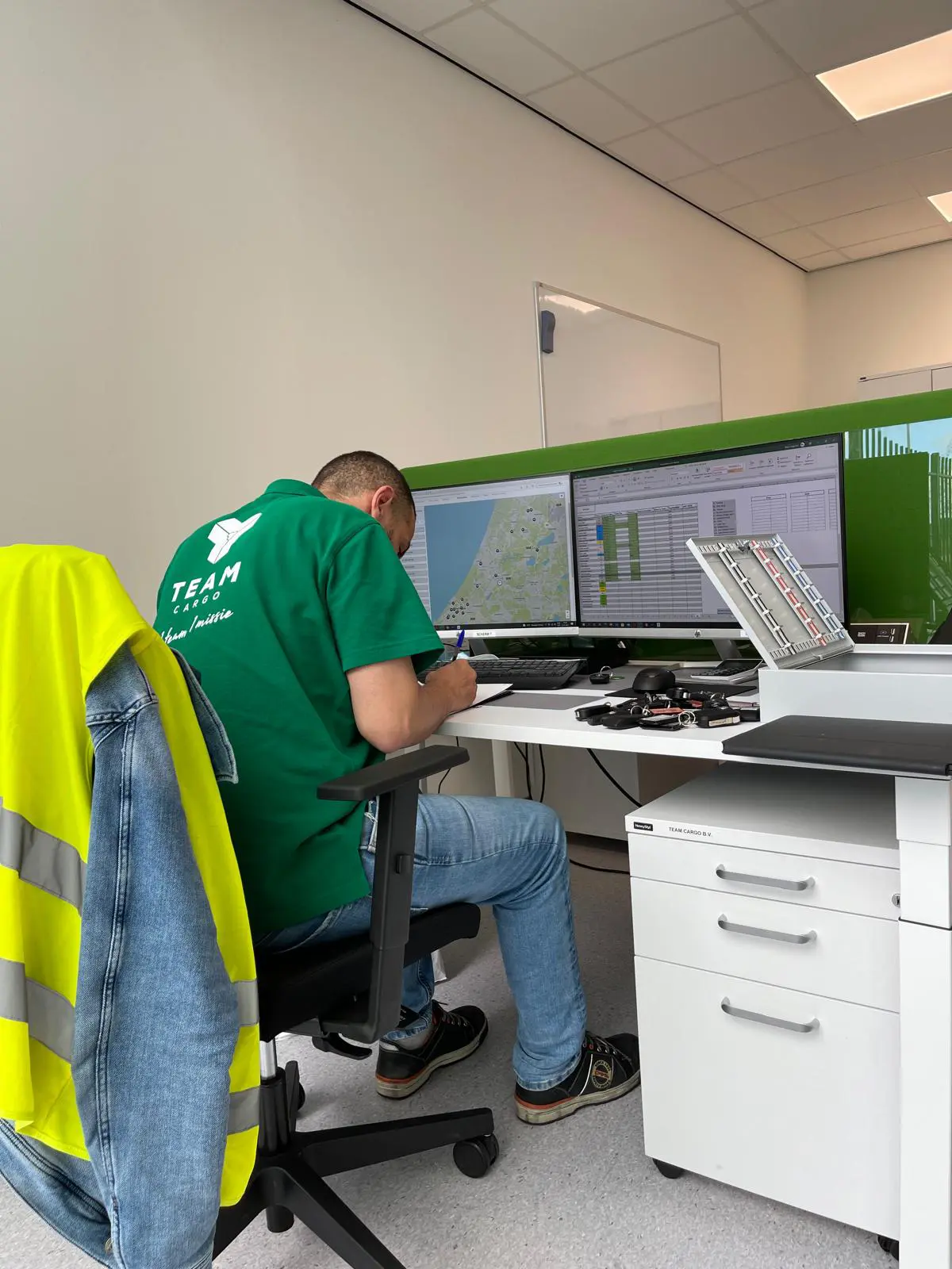 Team Cargo office